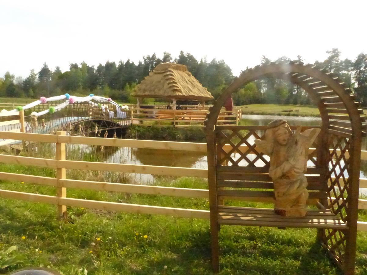 Karczma Goralska Bed & Breakfast Wisznice Eksteriør bilde