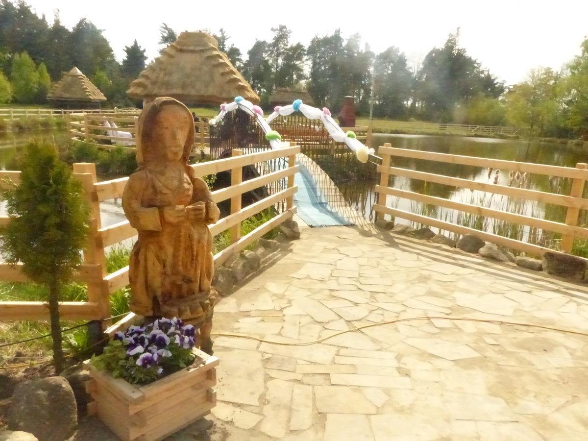 Karczma Goralska Bed & Breakfast Wisznice Eksteriør bilde